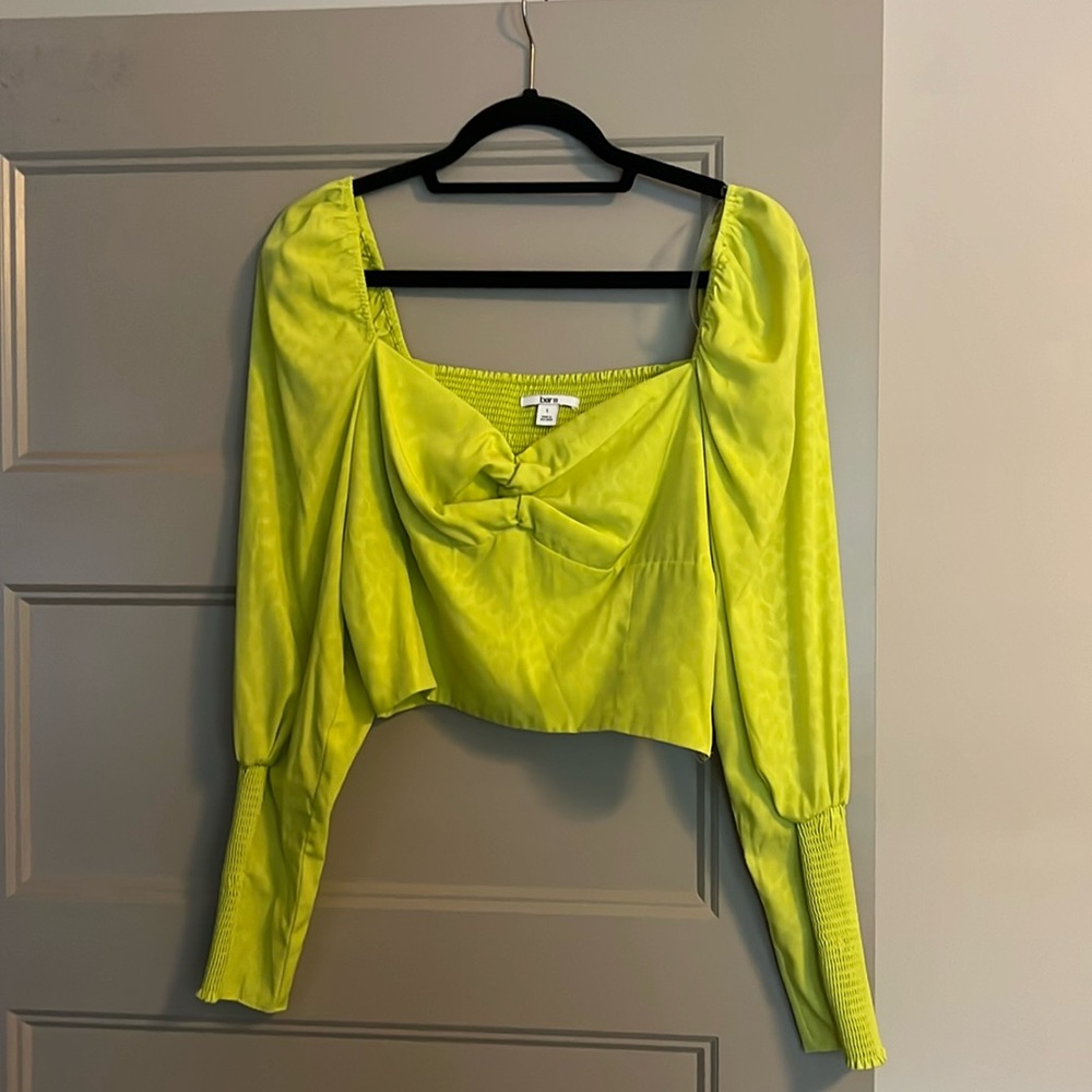 bar III. Size L. Worn once - great condition